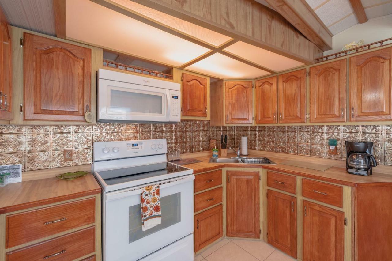 Island Beach House With No Extra Fees Jensen Beach Eksteriør bilde